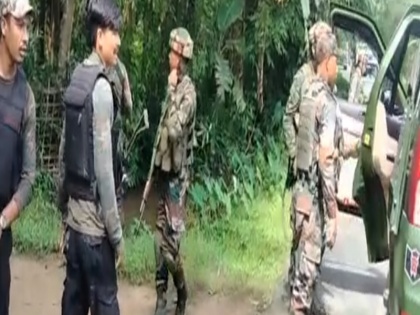 Exchange of fire between ULFA militants and security forces in Assam's Tinsukia one militant injured | असम के तिनसुकिया में फिर से पैर जाम रहे उल्फा उग्रवादियों और सुरक्षाबलों के बीच गोलीबारी, एक उग्रवादी घायल