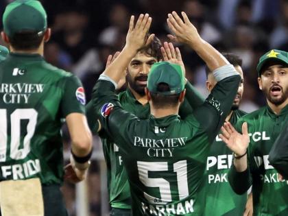 United Arab Emirates vs Pakistan, 2nd Match PAK 207-10 UAE 176-8 Pakistan won by 31 runs Ayub scored 69 runs in 38 balls Nawaz scored 56 runs in 26 balls | United Arab Emirates vs Pakistan, 2nd Match: यूएई के खिलाफ 207 रन बनाकर हारते-हारते बचा पाकिस्तान, गिरते-पड़ते 31 रन से जीता