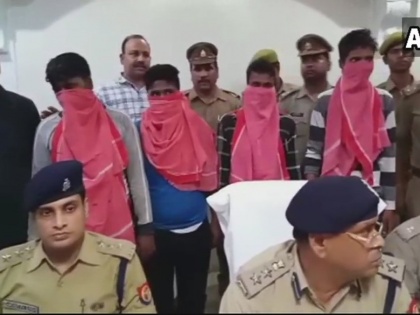 Unnao Molestation viral video: 4 people arrested, investigation under way | उन्नावः महिला से जबर्दस्ती मामले में चार गिरफ्तार, वीडियो वायरल करने की धमकी देने वाले मुंह छिपाते फिरे