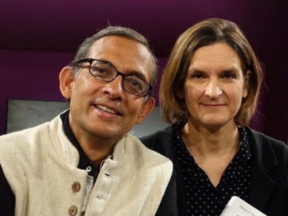 Abhijit Banerjee, Esther Duflo Winning the Nobel Prize Together is Couple Goals | अभिजीत बनर्जी: JNU में पढ़ें, तिहाड़ में भी रहे, गरीबी उन्मूलन के लिए मिला नोबेल प्राइज, पढ़ें उनके संघर्ष का सफर