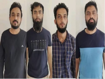 6 Aligarh Muslim University students arrested for 'working as ISIS operative' | अलीगढ़ मुस्लिम विश्वविद्यालय के 6 छात्र ISIS ऑपरेटिव के रूप में काम करने के आरोप में गिरफ्तार