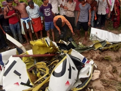 Uttar Pradesh: Small plane crashes in Azamgarh district, trainee pilot dies | उत्तर प्रदेशः आजमगढ़ जिले में छोटा विमान दुर्घटनाग्रस्त, प्रशिक्षु पायलट की हुई मौत