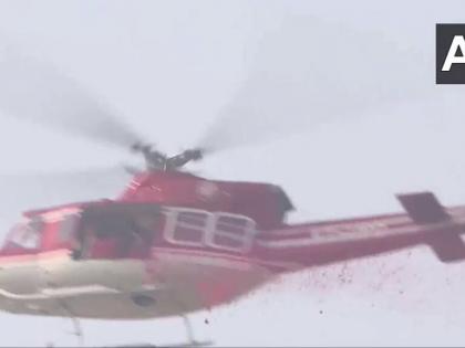 Mahakumbh 2025 LIVE over 350 million devotees taking holy dip Sangam since commencement Flowers showered devotees, CM yogi himself is monitoring, watch video | Mahakumbh 2025: बसंत पंचमी पर अभी तक 350 मिलियन से श्रद्धालु लगा चुके आस्था की डुबकी?, श्रद्धालुओं पर पुष्पवर्षा, सीएम खुद कर रहे मॉनिटरिंग, देखेंं वीडियो