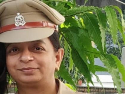 #IStandWithArchanaSingh trends on twitter after Priyanka Gandhi alleges lady police officer for Misbehavior | प्रियंका गांधी ने जिस महिला पुलिस अधिकारी पर लगाया गला पकड़ने का आरोप, ट्विटर पर उसकी पीठ थपथपा रहे लोग #IStandWithArchanaSingh trends on twitter after Priyanka Gandhi alleges lady police officer for Misbehavior | प्रियंका गांधी ने जिस महिला पुलिस अधिकारी पर लगाया गला पकड़ने का आरोप, ट्विटर पर उसकी पीठ थपथपा रहे लोग