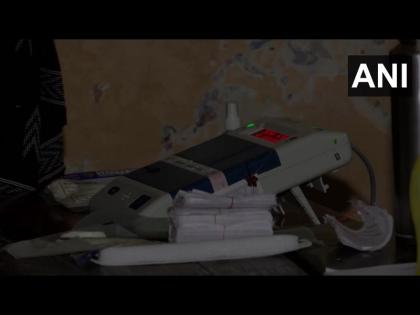 up election varanasi itbp jawan accused of getting voter list thrown removed from election duty | यूपी चुनाव: वाराणसी में मतदाता सूची फिंकवाने के आरोपी जवान को चुनाव ड्यूटी से हटाया गया, पीएसी की तैनाती की गई