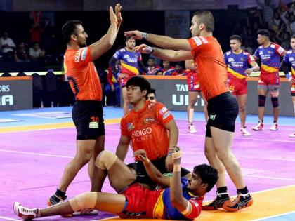 Pro Kabaddi 2019: UP Yoddha beat U Mumba by 27-23 | Pro Kabaddi 2019: शानदार डिफेंस के दम पर यूपी ने दर्ज की पहली जीत, यू मुंबा को उसके घर में हराया Pro Kabaddi 2019: UP Yoddha beat U Mumba by 27-23 | Pro Kabaddi 2019: शानदार डिफेंस के दम पर यूपी ने दर्ज की पहली जीत, यू मुंबा को उसके घर में हराया