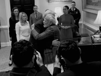 PM Modi US Visit Live US President Donald Trump welcomes PM Narendra Modi White House in Washington DC 8th meeting see video | PM Modi US Visit: व्हाइट हाउस में पीएम मोदी को राष्ट्रपति ट्रंप ने पुराने मित्र की तरह किया वेलकम?, देखें वीडियो