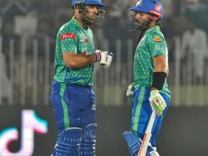PSL 2023 pakistan Usman Khan 43 balls 120 runs 12 fours 9 sixes sr 279-07 HIGHEST TOTAL PSl 262 runs see video mumbai indians Tim David Kieron Pollard | PSL 2023: 279 स्ट्राइक रन रेट के साथ पाक खिलाड़ी ने खेली विस्फोटक पारी, 43 गेंद में उड़ाए 12 चौके और 9 छक्के, 120 रन की धांसू पारी, मुंबई इंडियंस के दो खिलाड़ी भी रन कूटे