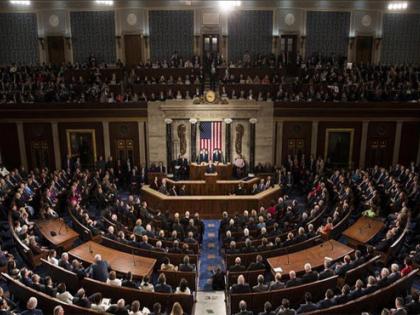 US Senators, Many in Masks, Return Under New Coronavirus Guidance | कोरोना वायरस महामारी के खतरे के बीच अमेरिकी में सीनेट का सत्र शुरू, US में करीब 70000 लोगों की मौत US Senators, Many in Masks, Return Under New Coronavirus Guidance | कोरोना वायरस महामारी के खतरे के बीच अमेरिकी में सीनेट का सत्र शुरू, US में करीब 70000 लोगों की मौत