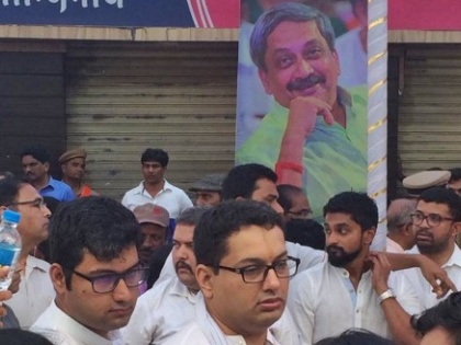 goa election 2022 ex cm manohar parrikar's son utpal parrikar loses | Goa Election Result 2022: पूर्व CM मनोहर पर्रिकर के बेटे उत्पल पर्रिकर चुनाव हारे, भाजपा उम्मीदवार ने बहुत कम अंतर से हराया