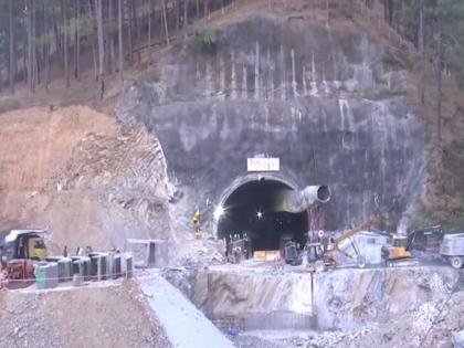 Uttarakhand Tunnel Collapse: "Preparations to rescue workers trapped in tunnel in final stage", said Chief Minister Pushkar Singh Dhami | Uttarakhand Tunnel Collapse: "सुरंग में फंसे हुए श्रमिकों को निकालने की तैयारी अंतिम चरण में", मुख्यमंत्री पुष्कर सिंह धामी ने कहा