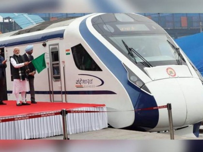 Swadeshi Rail Vande Bharat Express completed one year, covered 3.8 lakh km, earned 92.29 crores, know everything | स्वदेशी रेल वंदे भारत एक्सप्रेस ने एक साल पूरे किए, 3.8 लाख किमी की दूरी तय की, 92.29 करोड़ की कमाई, जानिए सबकुछ