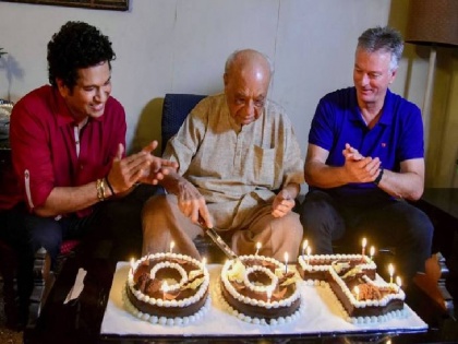 India's oldest living First-class cricketer Vasant Raiji turns 100 | भारत के सबसे उम्रदराज क्रिकेटर ने पूरा किया उम्र का शतक, सचिन ने खास अंदाज में किया बर्थडे विश