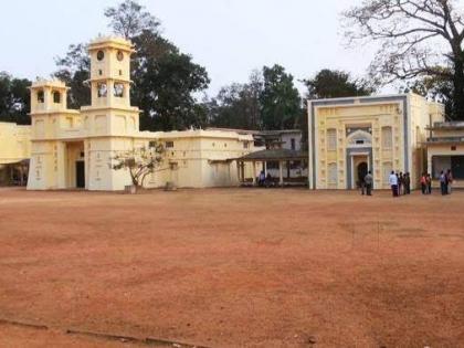 West Bengal: Protests Erupt Against Boundary Wall Construction at Poush Mela Ground in Vishwa Bharti | पश्चिम बंगाल: विश्व भारती विश्वविद्यालय परिसर में चारदीवारी निर्माण को लेकर हंगामा