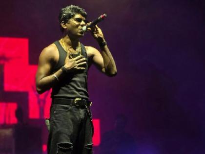 Malayalam rapper Vedan detains by Forest department Leopard teeth found his flat | Vedan Arrested: मलयालम रैपर वेदान हुए गिरफ्तार, फ्लैट में मिला गांजा और तेंदुए का दांत; दांव पर लगा करियर