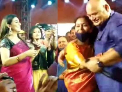 bihar Vaishali former MLA Munna Shukla and Bhojpuri actress Akshara Singh 200 unknown people FIR coronavirus breaks | वैशाली के पूर्व विधायक मुन्ना शुक्ला और भोजपुरी अभिनेत्री अक्षरा सिंह समेत 200 अज्ञात लोगों के खिलाफ FIR, जानें मामला bihar Vaishali former MLA Munna Shukla and Bhojpuri actress Akshara Singh 200 unknown people FIR coronavirus breaks | वैशाली के पूर्व विधायक मुन्ना शुक्ला और भोजपुरी अभिनेत्री अक्षरा सिंह समेत 200 अज्ञात लोगों के खिलाफ FIR, जानें मामला