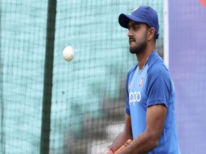 World Cup 2019: No fracture for Vijay Shankar, team confident of recovery | World Cup 2019: टीम इंडिया के लिए राहत, विजय शंकर की स्कैन रिपोर्ट में कोई फ्रेक्चर नहीं