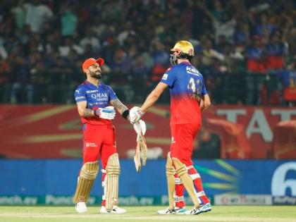 Virat Kohli PBKS vs RCB, IPL 2024 Punjab fielder dropped catch on 0 and 10 King Kohli bharta ran field runs fours and sixes | Virat Kohli PBKS vs RCB, IPL: 0 और 10 पर पंजाब फिल्डर ने छोड़ दी कैच, किंग कोहली ने बैंड बजा दी! दौड़ा-दौड़ा कर बरसाए रन, चौके और छक्के की बारिश