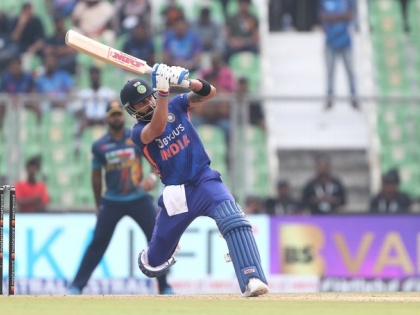 IND vs SL, 3rd ODI Virat Kohli Shatters Sachin Tendulkar's Twin 'World Records' 46th ODI Century only 99 innings 20th ODI hundred home soil Sachin 160 innings | Virat Kohli IND vs SL, 3rd ODI: विराट कोहली ने 46वीं वनडे सेंचुरी के साथ सचिन तेंदुलकर के 'वर्ल्ड रिकॉर्ड' तोड़े, घरेलू मैदान पर 21वां शतक