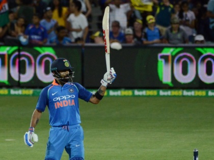 india vs australia virat kohli at third position in most century list in international cricket | कोहली सबसे ज्यादा शतकों की लिस्ट में अब बस सचिन और पॉन्टिंग से पीछे, ये रिकॉर्ड्स भी किये अपने नाम