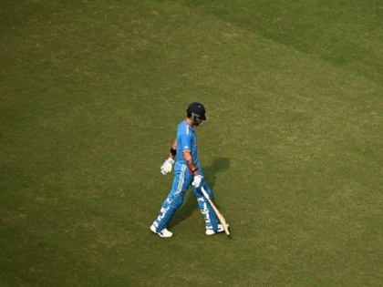 IND vs ENG Virat Kohli registers first duck in ODI World Cup 2023 match | IND vs ENG: 'चेज मास्टर' विराट कोहली वनडे वर्ल्ड कप मैच में पहली बार शून्य पर हुए आउट