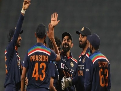 India vs England virat kohli few changes for his team in final match | IND vs ENG 3rd ODI: फाइनल मैच में कप्तान कोहली कर सकते हैं बड़ा बदलाव, टीम इंडिया में हो सकती है इस खिलाड़ी की एंट्री