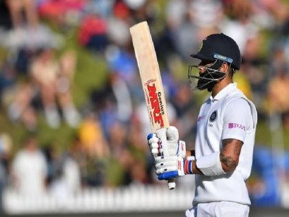 India vs New Zealand: Virat Kohli poor form continues, As he out on 3 runs on 1st innings of 2nd test | IND vs NZ: विराट कोहली का फ्लॉप शो जारी, साउदी ने 10वीं बार बनाया शिकार, 21 पारियों से जारी है शतक का सूखा