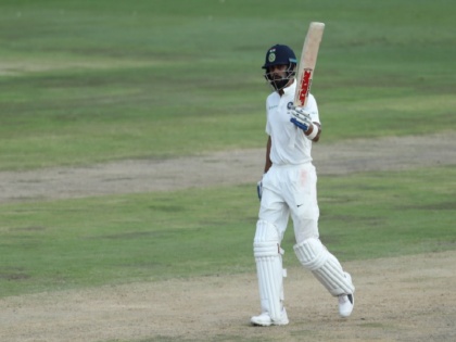 india vs australia virat kohli first indian captain to score 1000 runs on foreign soil in one calendar year | कोहली का पर्थ टेस्ट में चला बल्ला, ऑस्ट्रेलिया की जमीन पर ये कमाल करने वाले पहले भारतीय कप्तान बने
