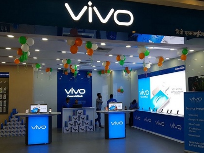 Vivo will add more than 250 stores to its retail network this year | Vivo इस साल अपने खुदरा नेटवर्क में 250 से अधिक स्टोर जोड़ेगी, महाराष्ट्र के ठाणे में एक नया एक्सक्लूसिव स्टोर खोला