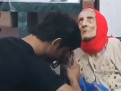 when Sushant Singh Rajput visiting an old age home in a throwback video viral | जब वृद्धाश्रम में बुजुर्गों से मिलने पहुंचे सुशांत सिंह राजपूत, आंखें नम कर देने वाला वीडियो आया सामने