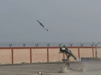 DRDO tested Very Short Range Air Defence System VSHORADS missile successfully | वीडियो: पलक झपकते ही तबाह हो जाएंगे दुश्मन के ड्रोन, DRDO ने मैन पोर्टेबल एयर डिफेंस सिस्टम का सफल परीक्षण किया