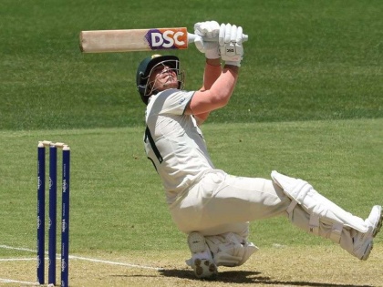 Australia vs Pakistan, 1st Test 2023 WATCH David Warner 26wa shatak sends Shaheen Afridi's delivery into stands with innovative shot in Perth see video | Australia vs Pakistan, 1st Test 2023: पर्थ में गरजे वार्नर, टेस्ट में वनडे पारी, पाक बॉलर पर टूटे, 26वां शतक पूरा, अफरीदी की गेंद को स्टैंड में भेजा, देखें वीडियो
