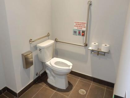 Bengaluru water crisis: Residents of posh gated community go to nearby mall to use washrooms | Bengaluru water crisis: जल संकट से जूझ रहा है बेंगलुरु, पॉश एरिया के लोग शौचालय का उपयोग करने के लिए जा रहे हैं मॉल