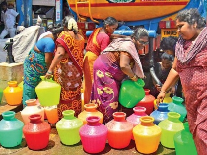 water crisis in chennai: affect people Use of tissue to wash utensils | चेन्नई में जल संकट: पानी के बिना लोग बेहाल, बर्तनों को धोने के लिए हो रहा टिश्यू का इस्तेमाल