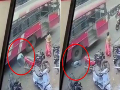 west bengal man jump infront of bus in hyderabad video | हैदराबाद: चलती हुई बस के नीचे आकर शख्स ने दी जान, सुसाइड का दिल दहला देने वाली वीडियो आया सामने