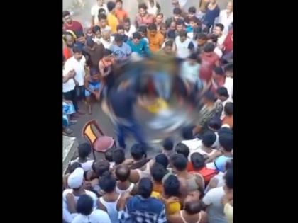 Couple In 'Illicit Relationship' Thrashed With Sticks In Bengal, Accused Arrested After Video Goes Viral | बंगाल में 'अवैध संबंध' वाले जोड़े की लाठियों से पिटाई, वीडियो वायरल होने के बाद आरोपी गिरफ्तार, भाजपा ने TMC पर बोला हमला Couple In 'Illicit Relationship' Thrashed With Sticks In Bengal, Accused Arrested After Video Goes Viral | बंगाल में 'अवैध संबंध' वाले जोड़े की लाठियों से पिटाई, वीडियो वायरल होने के बाद आरोपी गिरफ्तार, भाजपा ने TMC पर बोला हमला