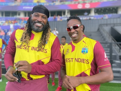 T20 World Cup West Indies players Chris Gayle, Dwayne Bravo ms dhoni virat kohli Bow Out International Cricket Fanfare | वेस्टइंडीज के दो दिग्गज खिलाड़ी ने खेला आखिरी मैच, विराट कोहली और एमएस धोनी से खास रिश्ता