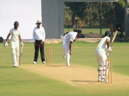 Indian Board Presidents XI vs west indies ankit bawne hits century mayank agarwal also shine | Board XI Vs West Indies: वेस्टइंडीज के खिलाफ चमके मयंक अग्रवाल, छठे नंबर पर बैटिंग करने उतरे इस खिलाड़ी ने ठोका शतक