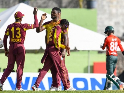 West Indies vs Bangladesh Series West Indies won 35 runs lead 1-0 Rovman Powell 28 balls 61 runs 2 four 6 sixes PLAYER OF THE MATCH | West Indies vs Bangladesh Series: बांग्लादेश को 35 रन से हराकर 1-0 की बढ़त, गेंदबाज पर टूट पड़े रोवमैन पावेल, 28 गेंद, 61 रन, 2 चौके और 6 सिक्स