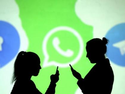 Whatsapp was down for half an hour, users had trouble sending and receiving messages | करीब आधे घंटे तक डाउन रहा व्हाट्सऐप, यूजर्स को मैसेज भेजने-प्राप्त करने में हुई परेशानी