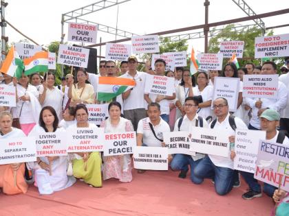 Manipur Violence Demonstration over integrity of Manipur more than 100 people lost their lives demand for restoration of peace | Manipur Violence: मणिपुर की अखंडता को लेकर प्रदर्शन, 100 से अधिक लोगों की जान गई, शांति बहाली की मांग