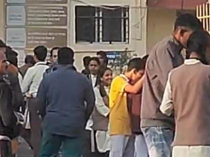 MP Board examinations start from today, monitoring of examination centers through CCTV in Bhind | MP Board Exam:एमपी बोर्ड की परीक्षाएं आज से शुरू, भिंड में सीसीटीवी से परीक्षा केंद्रों की निगरानी MP Board examinations start from today, monitoring of examination centers through CCTV in Bhind | MP Board Exam:एमपी बोर्ड की परीक्षाएं आज से शुरू, भिंड में सीसीटीवी से परीक्षा केंद्रों की निगरानी