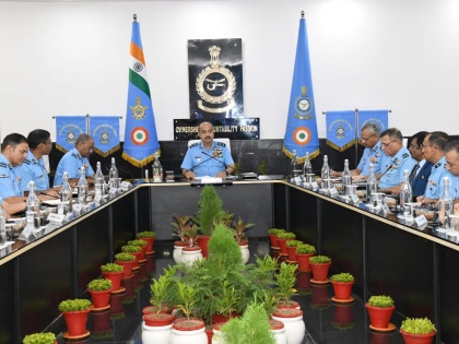 indian airforce nagpur Positive contribution of maintenance units in self-reliant India, Air Force Chief's address | आत्मनिर्भर भारत में रखरखाव यूनिटों का सकारात्मक योगदान, वायुसेना प्रमुख का संबोधन