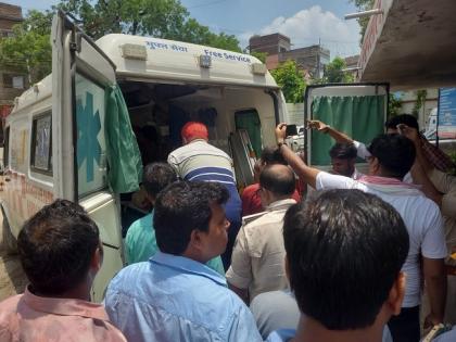 bihar saran police Private part cut thrown into drain Female doctor Abhilasha Kumari cut private parts lover and ward councilor Ved Prakash | सारण पुलिसः प्राइवेट पार्ट काट नाली में बहाया!, महिला डॉक्टर ने अपने प्रेमी और वार्ड पार्षद के साथ किया करतूत bihar saran police Private part cut thrown into drain Female doctor Abhilasha Kumari cut private parts lover and ward councilor Ved Prakash | सारण पुलिसः प्राइवेट पार्ट काट नाली में बहाया!, महिला डॉक्टर ने अपने प्रेमी और वार्ड पार्षद के साथ किया करतूत