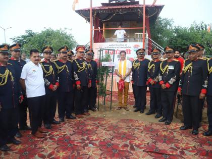 Kargil Vijay Diwas of 25 years Tree plantation in Moladband in name martyrs resolution taken in memory of 527 soldiers | कारगिल विजय दिवस के 25 सालः शहीदों के नाम पर मोलड़बंद में वृक्षारोपण, 527 सैनिकों की स्मृति में लिया संकल्प