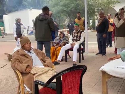 Bihar: There is a ruckus in Lalu family on the question of CM Nitish Kumar joining hands with RJD, Misa said 'yes' while Tejaswi and Tej Pratap said 'no' | Bihar: सीएम नीतीश कुमार के राजद से हाथ मिलाने के सवाल पर लालू परिवार में ही मचा घमासान, मीसा का ’हां’ तो तेजस्वी और तेजप्रताप का ’ना’