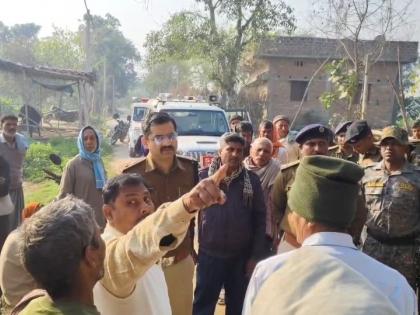 Bhagalpur Triple murder Nathnagar Ramrakshit Rai Jaiprakash Rai killed attacking iron rods mob thrashed accused Chhotu Kumar death 3 injured bihar police | Bhagalpur: नाथनगर में तिहरा हत्याकांड?, लोहे रॉड से हमला कर रामरक्षित और जयप्रकाश राय को मार डाला, भीड़ ने आरोपी छोटू कुमार को जमकर कूटा, मौत, 3 घायल Bhagalpur Triple murder Nathnagar Ramrakshit Rai Jaiprakash Rai killed attacking iron rods mob thrashed accused Chhotu Kumar death 3 injured bihar police | Bhagalpur: नाथनगर में तिहरा हत्याकांड?, लोहे रॉड से हमला कर रामरक्षित और जयप्रकाश राय को मार डाला, भीड़ ने आरोपी छोटू कुमार को जमकर कूटा, मौत, 3 घायल