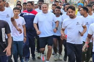 Shivdeep Wamanrao Lande Run for Self Shivdeep Lande ran youth asked become self-reliant and focus on fitness | Shivdeep Wamanrao Lande: ‘रन फॉर सेल्फ’, युवाओं के साथ दौड़े शिवदीप लांडे?, आत्मनिर्भर बनने और फिटनेस पर ध्यान देने का कहा