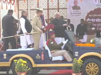 Bihar Police gets 1218 new sub-inspectors CM Nitish Kumar breaks protocol takes ministers along during inspection of passing out parade | बिहार पुलिस को मिले 1218 नए दारोगा?, पासिंग आउट परेड निरीक्षण के दौरान प्रोटोकॉल से हटकर सीएम नीतीश कुमार ने लिया मंत्रियों को साथ Bihar Police gets 1218 new sub-inspectors CM Nitish Kumar breaks protocol takes ministers along during inspection of passing out parade | बिहार पुलिस को मिले 1218 नए दारोगा?, पासिंग आउट परेड निरीक्षण के दौरान प्रोटोकॉल से हटकर सीएम नीतीश कुमार ने लिया मंत्रियों को साथ