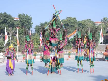 Chhattisgarhiya Sable Badhiya echoed Red Fort UNESCO appreciated amazing performance Chhattisgarh's Gedi dance | “छत्तीसगढ़िया सबले बढ़िया”, छत्तीसगढ़ के गेड़ी नृत्य का अद्भुत प्रदर्शन को यूनेस्को ने सराहा Chhattisgarhiya Sable Badhiya echoed Red Fort UNESCO appreciated amazing performance Chhattisgarh's Gedi dance | “छत्तीसगढ़िया सबले बढ़िया”, छत्तीसगढ़ के गेड़ी नृत्य का अद्भुत प्रदर्शन को यूनेस्को ने सराहा